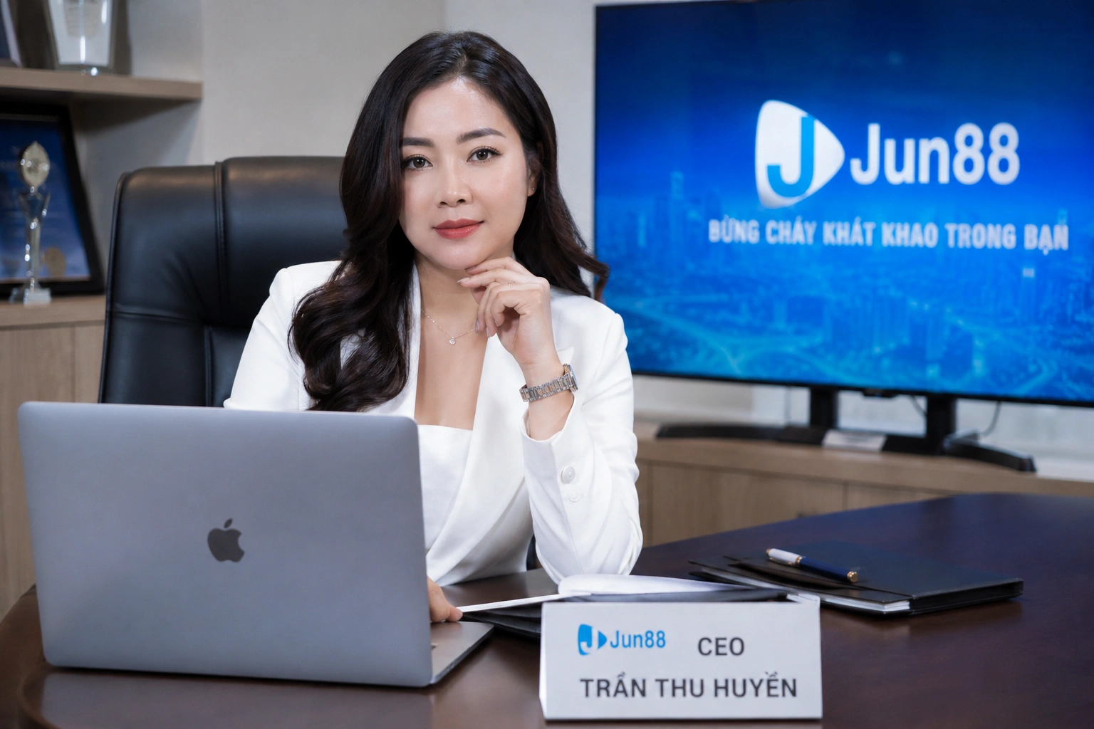 CEO TRẦN THU HUYỀN – Người Dẫn Dắt Thương Hiệu JUN88